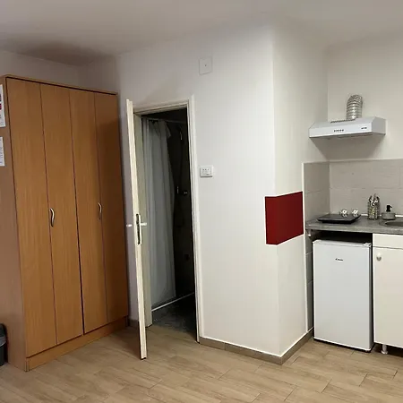 アパート 'monas' Mini *